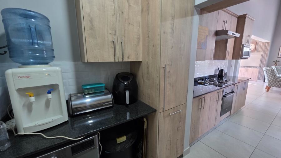 3 Bedroom Property for Sale in Hartenbos Heuwels Western Cape